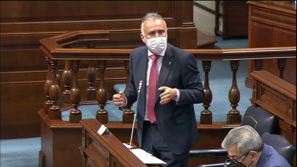 Ángel Víctor Torres, en el Parlamento. Foto Web RTVC.