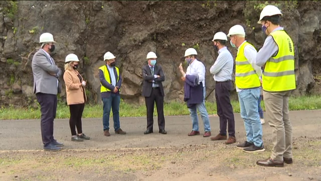 Visita a las obras de la carretera sur de La Palma. Fotograma RTVC